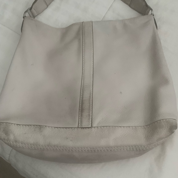 Michael Kors cream/white bag - Picture 3 of 7